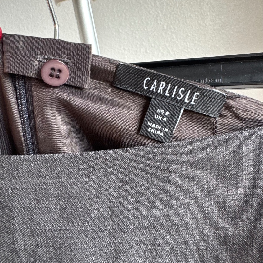 Carlisle Grey Wool Pencil Skirt w/ Fringe Sz 2 - Picture 8 of 10